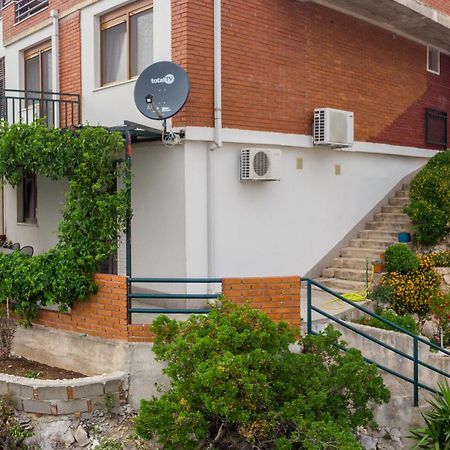 Angela & Marco'S Apartments เนอุม ภายนอก รูปภาพ