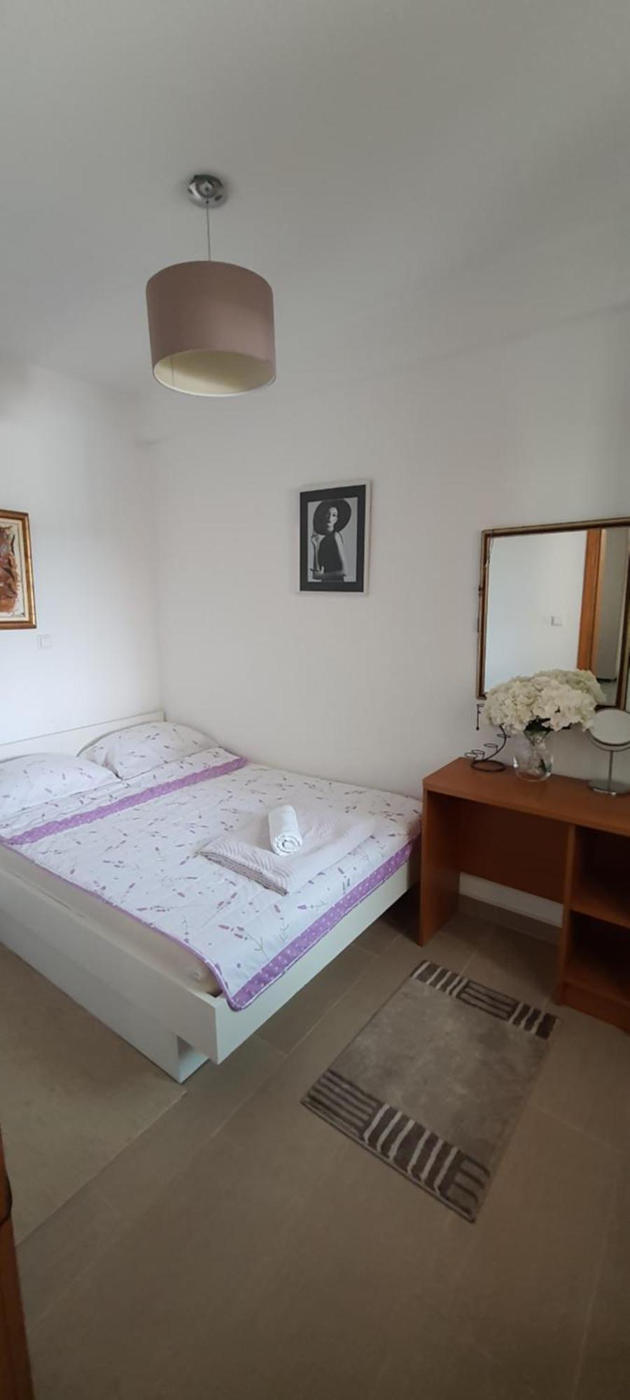 Angela & Marco'S Apartments เนอุม ภายนอก รูปภาพ