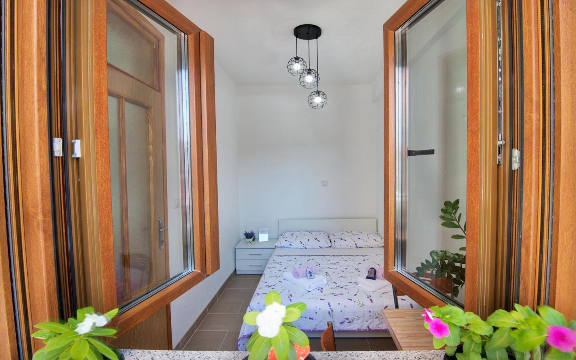 Angela & Marco'S Apartments เนอุม ภายนอก รูปภาพ